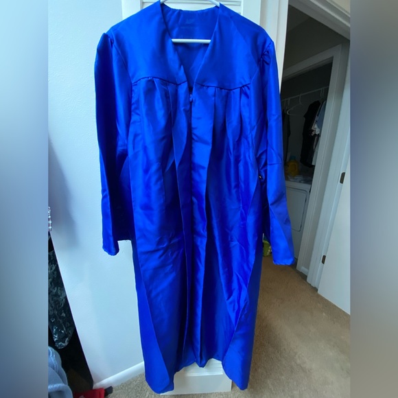 Jostens Other Jostens Graduation Gown Cap Tassel Set 56 Euc Poshmark